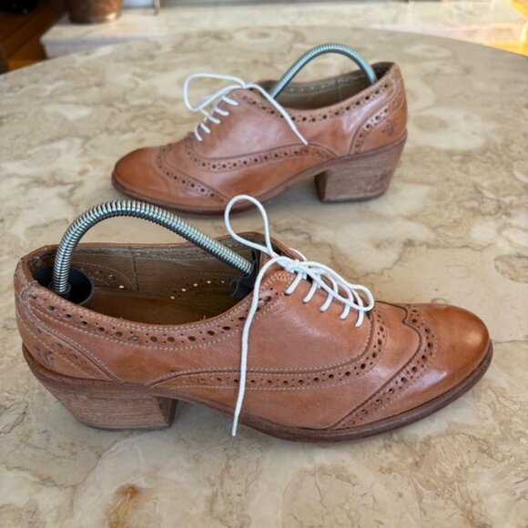 Frye Maggie Perforated Wingtip Oxfords - Picture 4 of 10